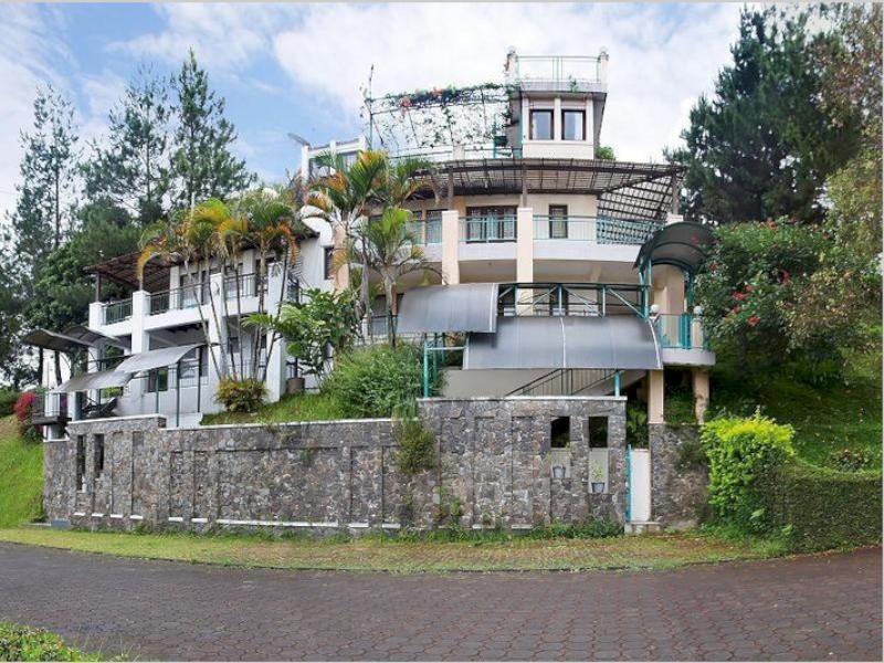 Villa Gerbera II Lembang Parongpong Exterior foto
